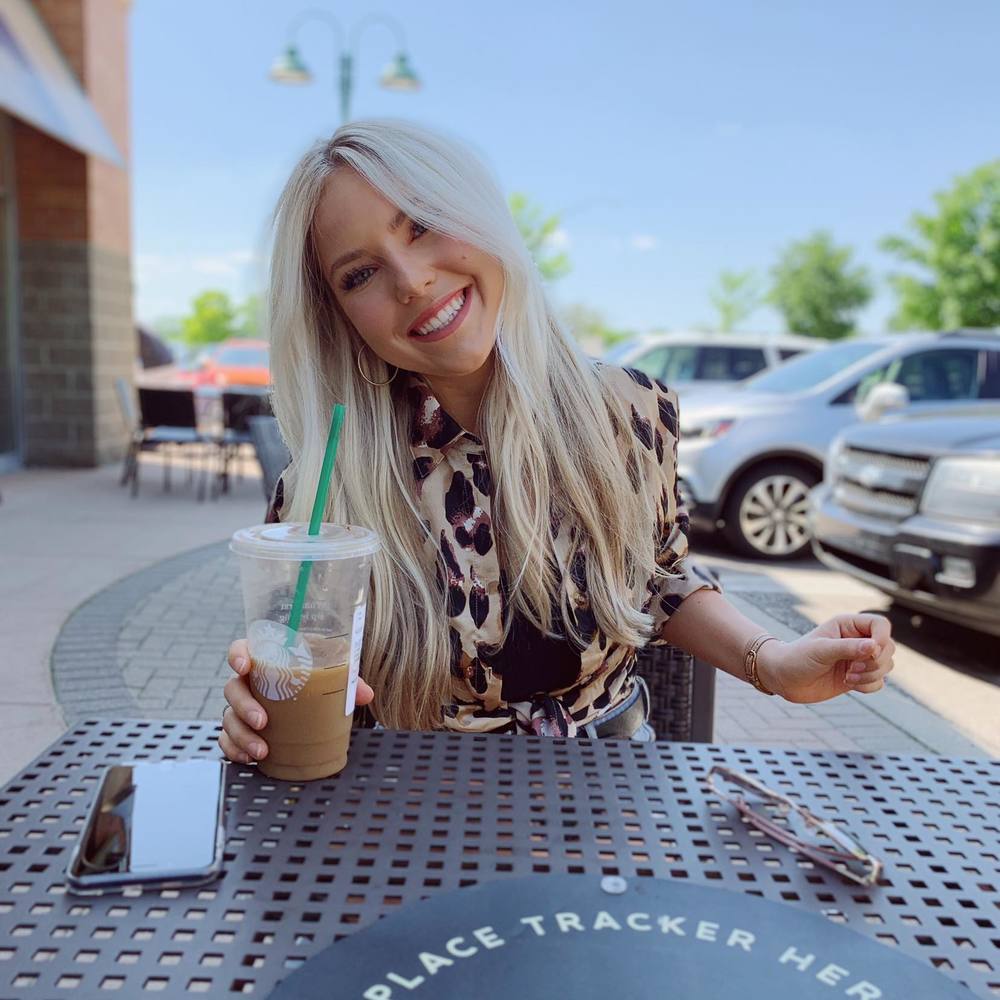 Meet your Posher, Alaina